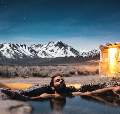 How to Avoid Loneliness While Travelling